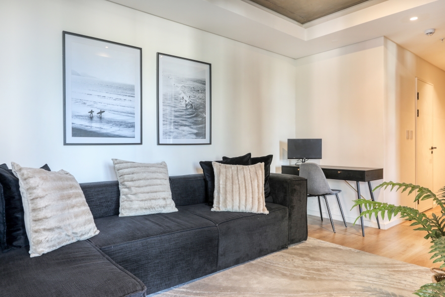 1 Bedroom Property for Sale in Sea Point Western Cape